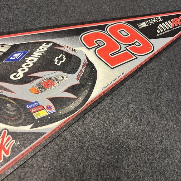 Kevin Harvick #29 Nascar Racing Pennant Limited Edition of 5000 - Picture 4 of 10
